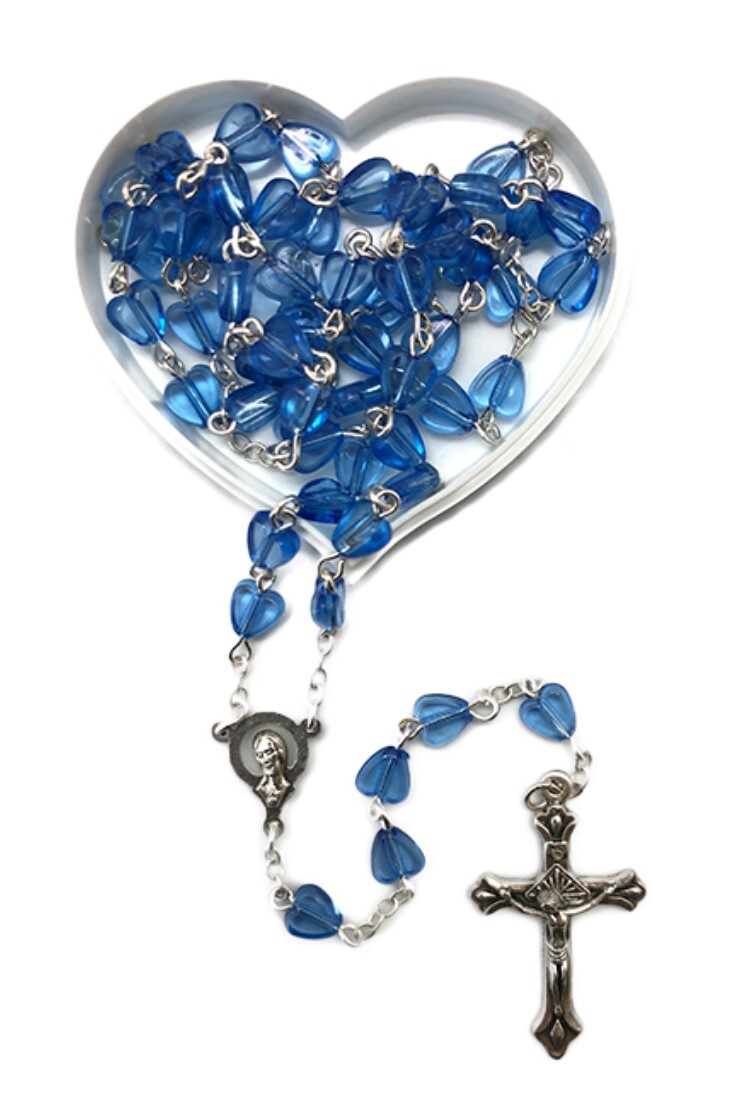 ROSARY WITH HEARTSHAPED BEADS BOXED BLUE