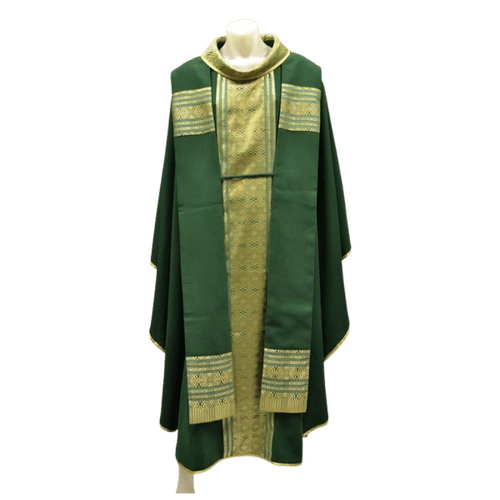 CHASUBLE WITH BRAID PLAIN BASE GREEN