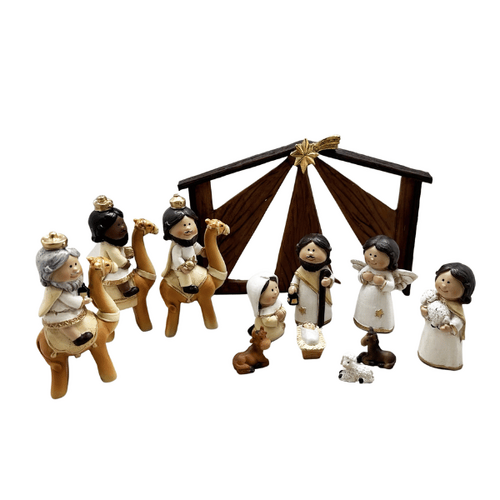 CHILDRENS NATIVITY SET WITH STABLE 11PCS 110MM